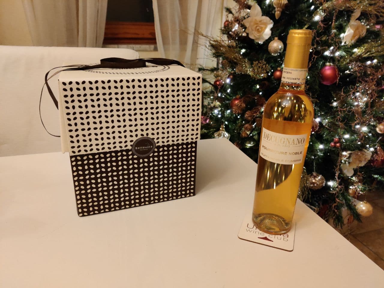 Natale in grande stile: panettone artigianale e muffato Pourriture Noble di Decugnano dei Barbi!